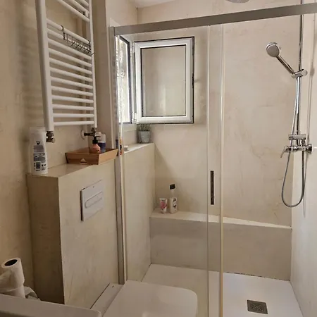 Luminoso En El Centro De Апартаменты *